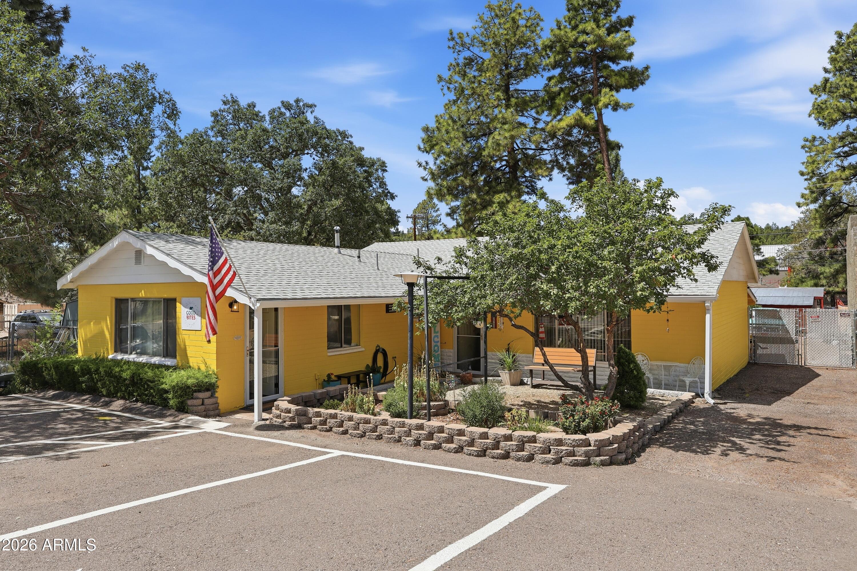 2721 N West Street, Flagstaff, AZ 86004 — Photo 1 of 35