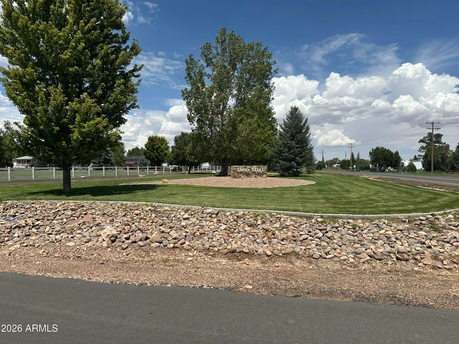 7082 TUMBLEWEED Trail, Show Low, AZ 85901 — Photo 1 of 4