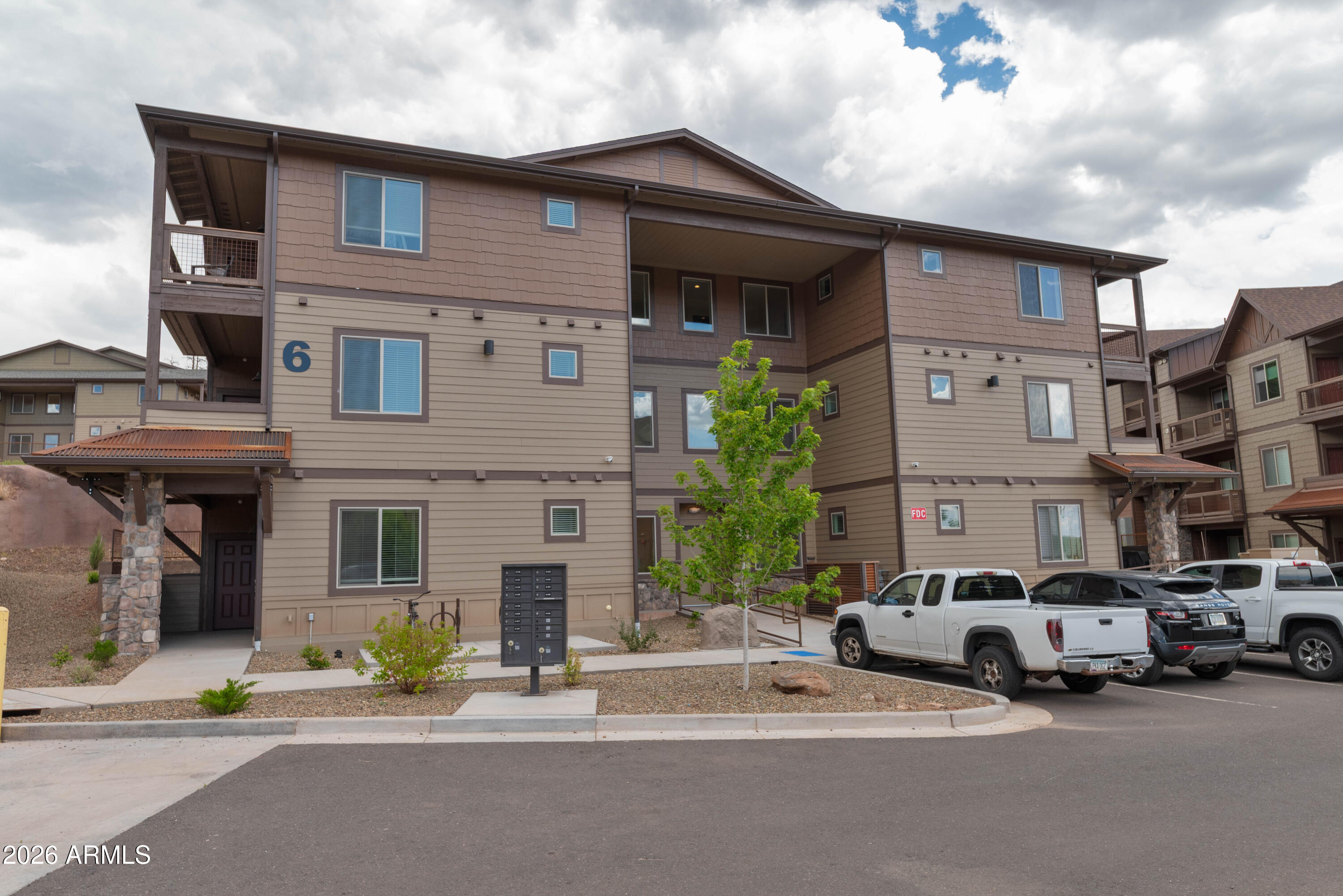1650 E PONDEROSA Parkway 228, Flagstaff, AZ 86001 — Photo 1 of 26