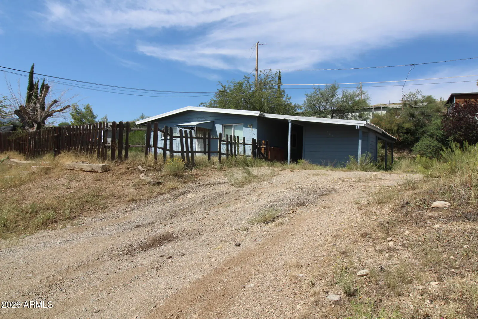 585 W BANKER Avenue, Globe, AZ 85501 — Photo 1 of 21