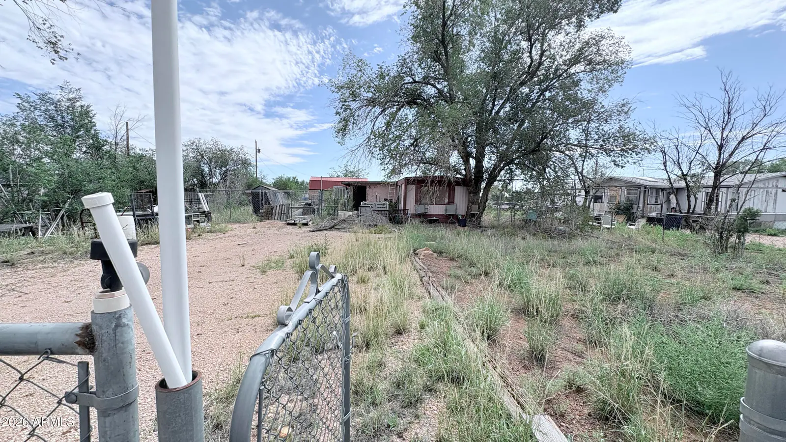 1135 S 10TH Street W, St Johns, AZ 85936 — Photo 1 of 4