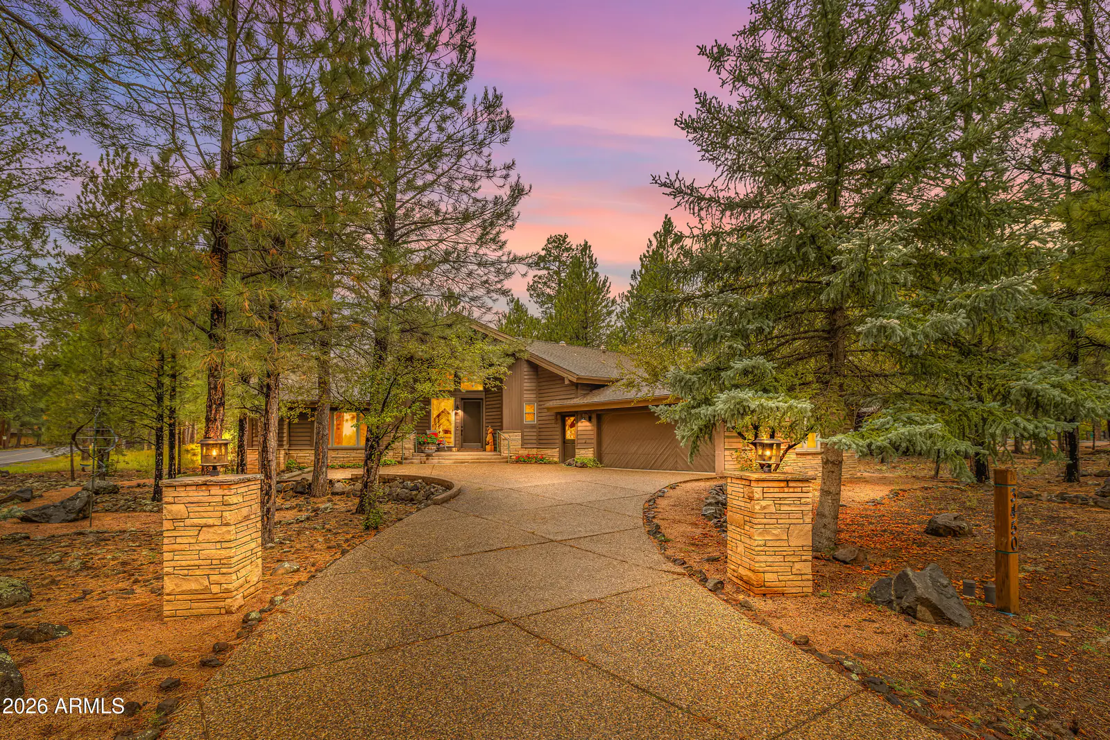3450 DOC RAYMOND, Flagstaff, AZ 86005 — Photo 1 of 48