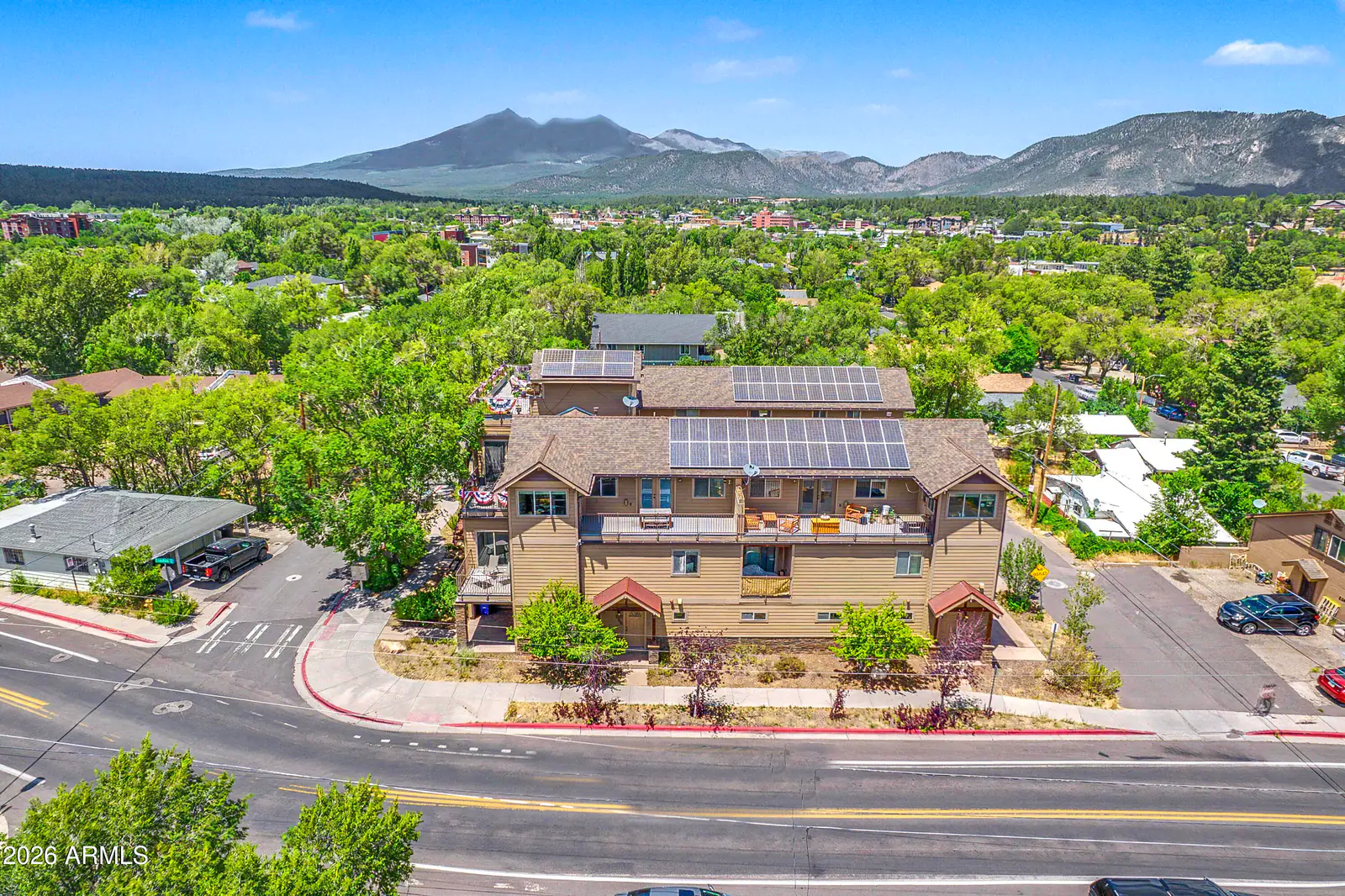538 S FOUNTAINE Street 2, Flagstaff, AZ 86001 — Photo 1 of 40
