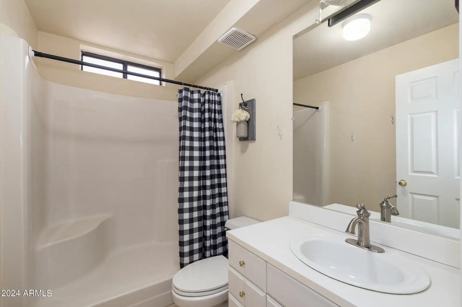 2903 N Skylark Drive, Overgaard, AZ 85933, photo 14 of 31