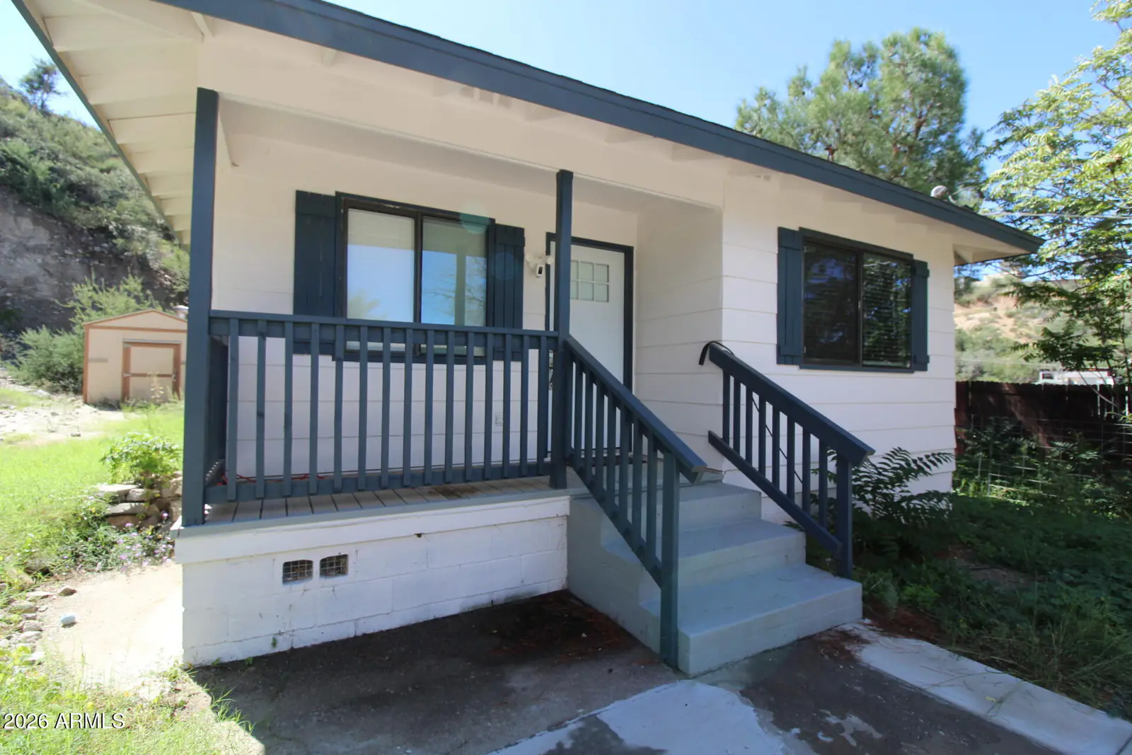 6052 S CLEVELAND Avenue, Miami, AZ 85539 — Photo 1 of 32