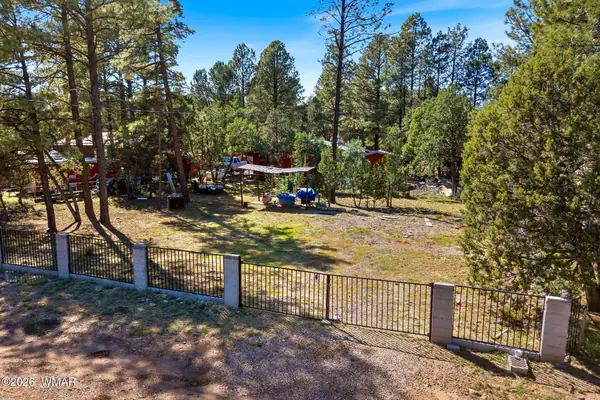 2936 Mogollon Drive, Overgaard, AZ 85933