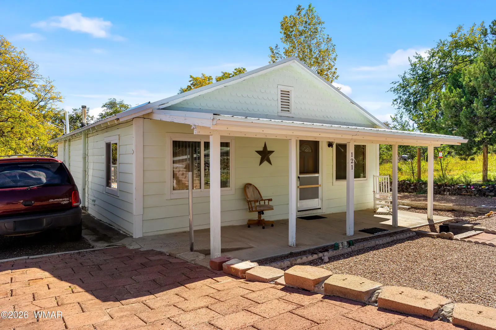 121 N 8Th Street, Show Low, AZ 85901 — Photo 1 of 33