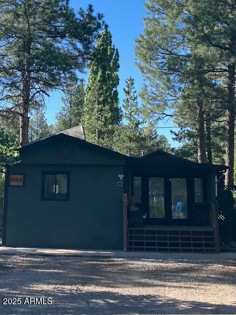 460 E OAK Drive, Munds Park, AZ 86017 — Photo 1 of 25