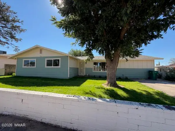 3 bed house at 719 E Hampshire Street, Holbrook