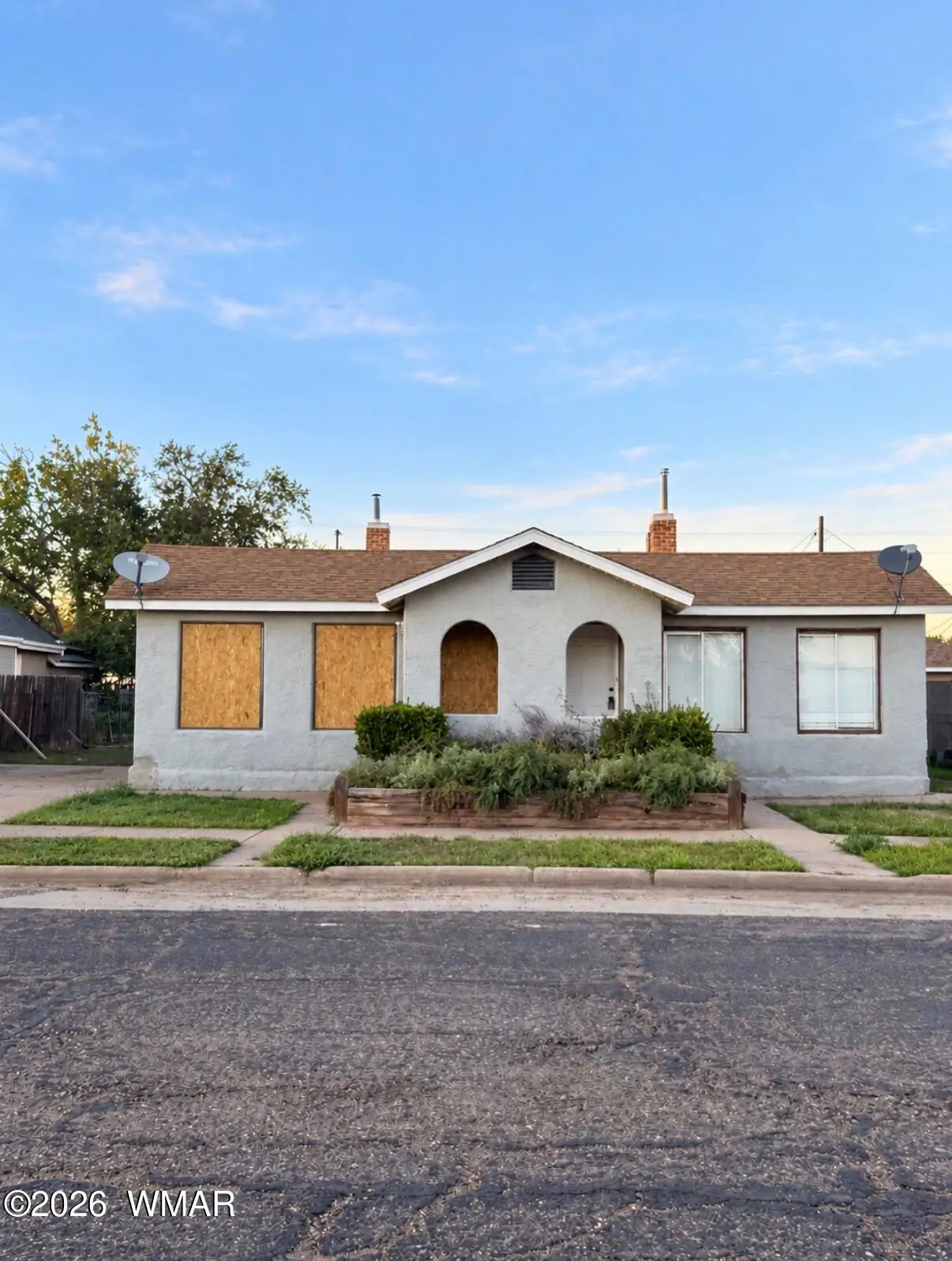 610 W Arizona Street, Holbrook, AZ 86025 — Photo 1 of 2