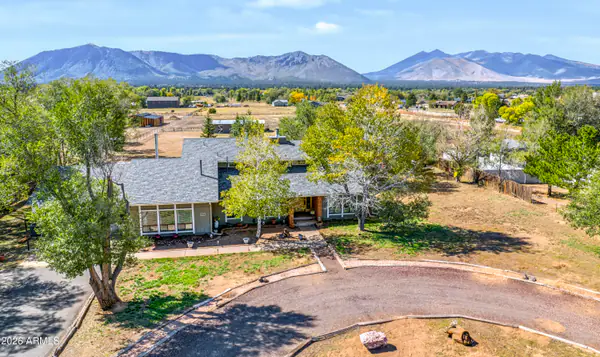 8330 KOCH FIELD Road, Flagstaff, AZ 86004