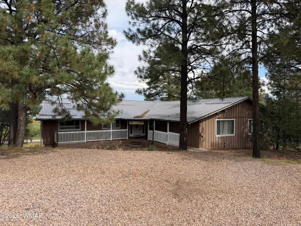 201 S 6th Place, Show Low, AZ 85901
