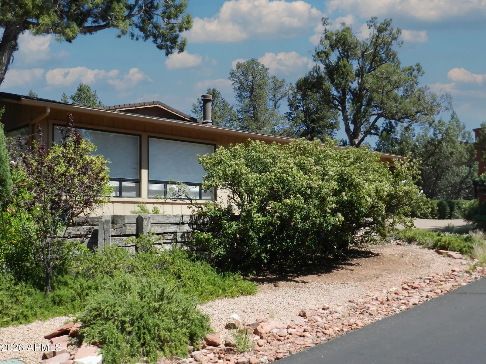 550 BARCELONA Road, Sedona, AZ 86336, photo 3 of 33