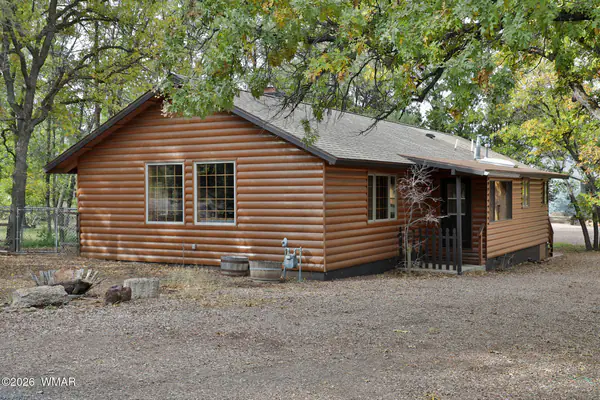 2 bed house at 774 W Woodland Lake Road, Lakeside