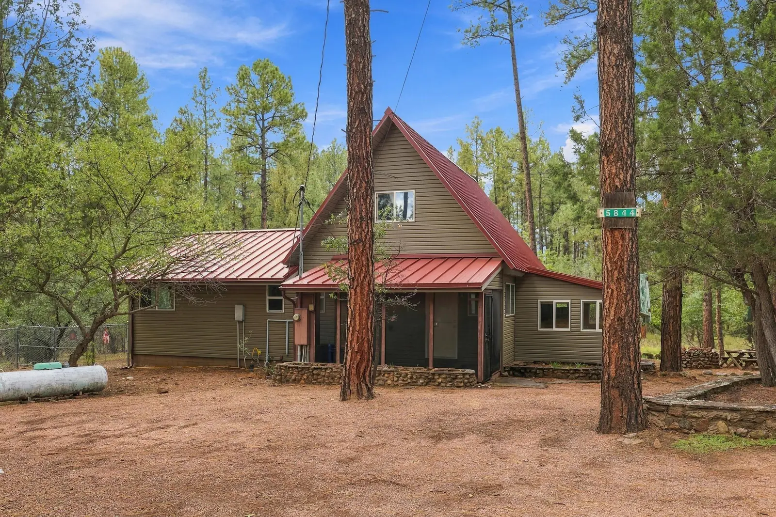 5844 W Robin Way, Pine, AZ 85544, Photo 1 of 35