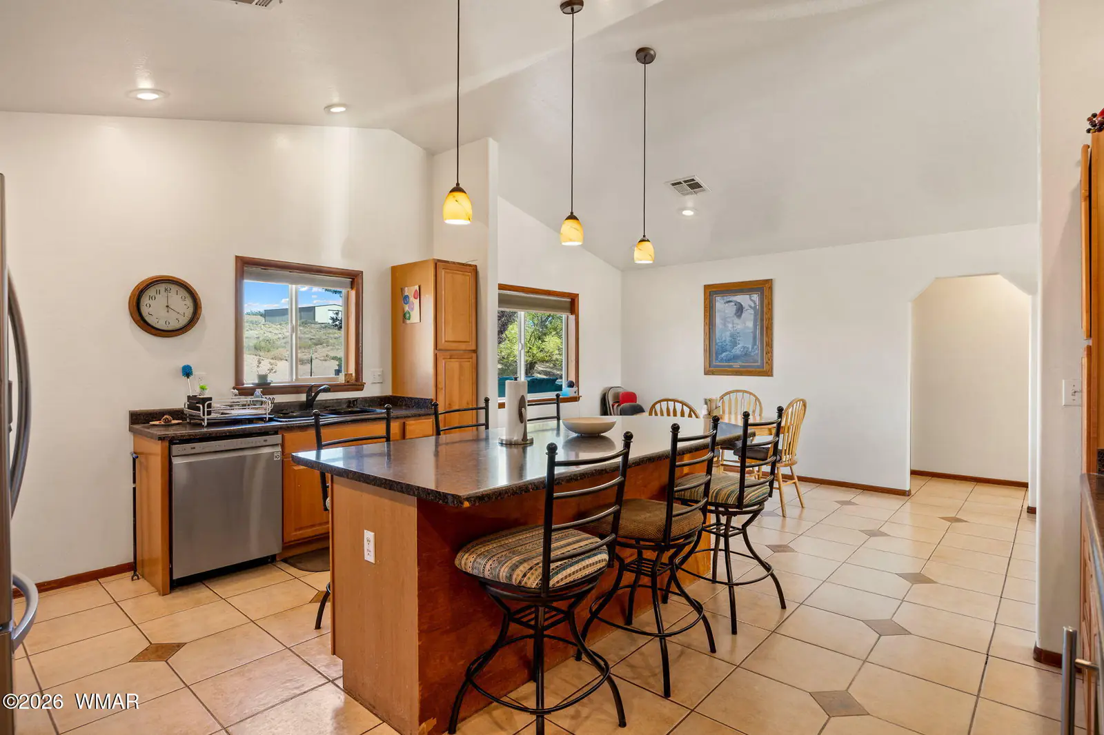 1710 Gregg Drive, Holbrook, AZ 86025, photo 12 of 45