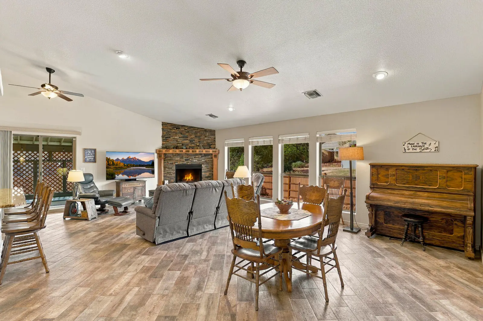 608 N Wilderness Trail, Payson, AZ 85541, photo 4 of 26