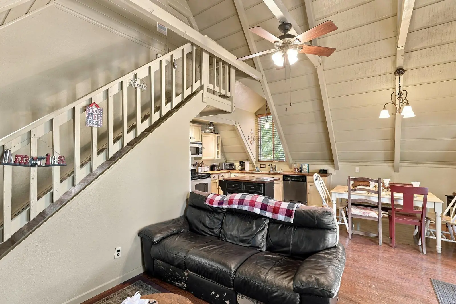 351 N Sleepy Hollow Drive, Payson, AZ 85541, photo 9 of 37