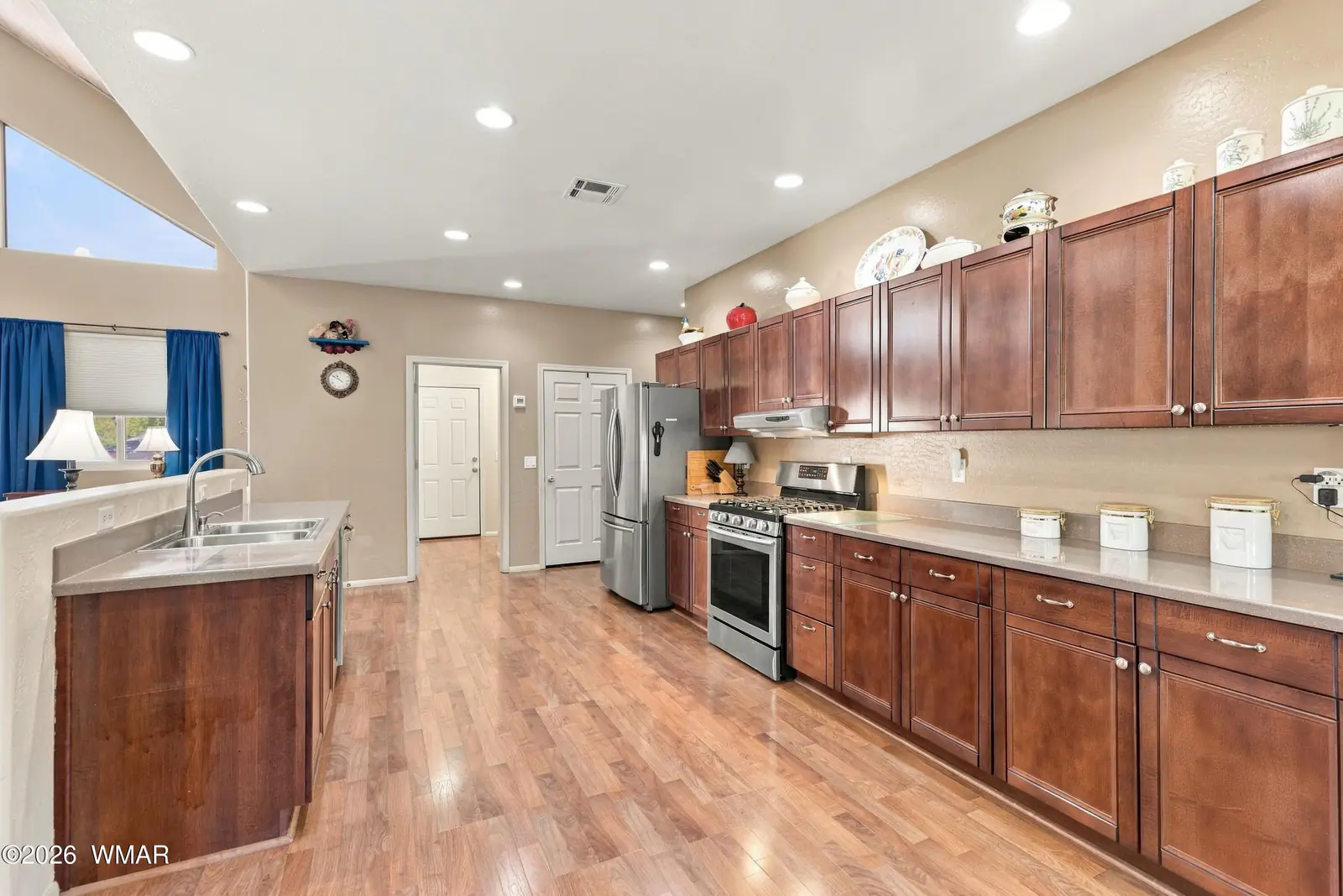 2634 S Woodland Hills Lane, Pinetop, AZ 85935, photo 17 of 28