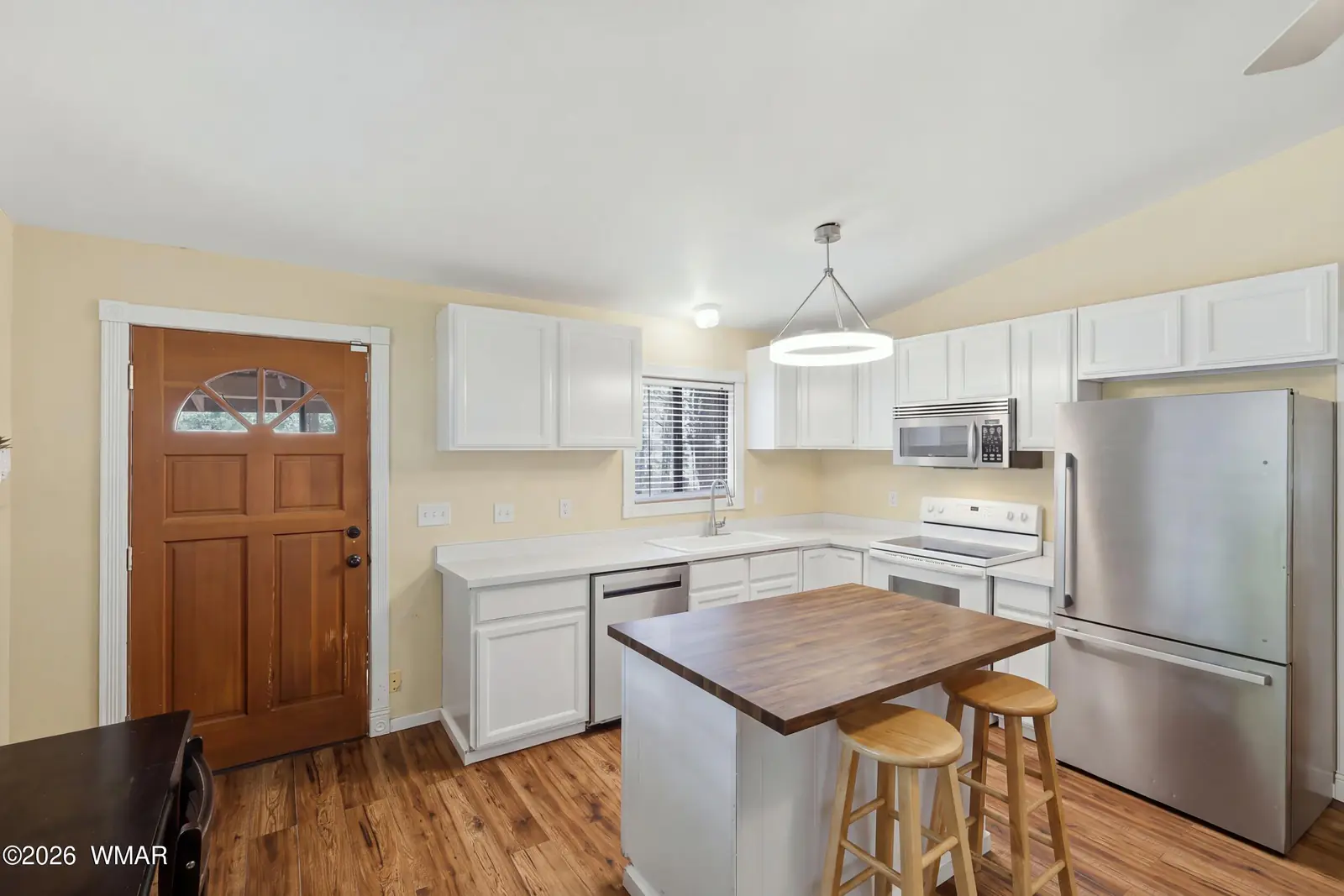 2250 W Whipple Street, Show Low, AZ 85901, photo 9 of 45