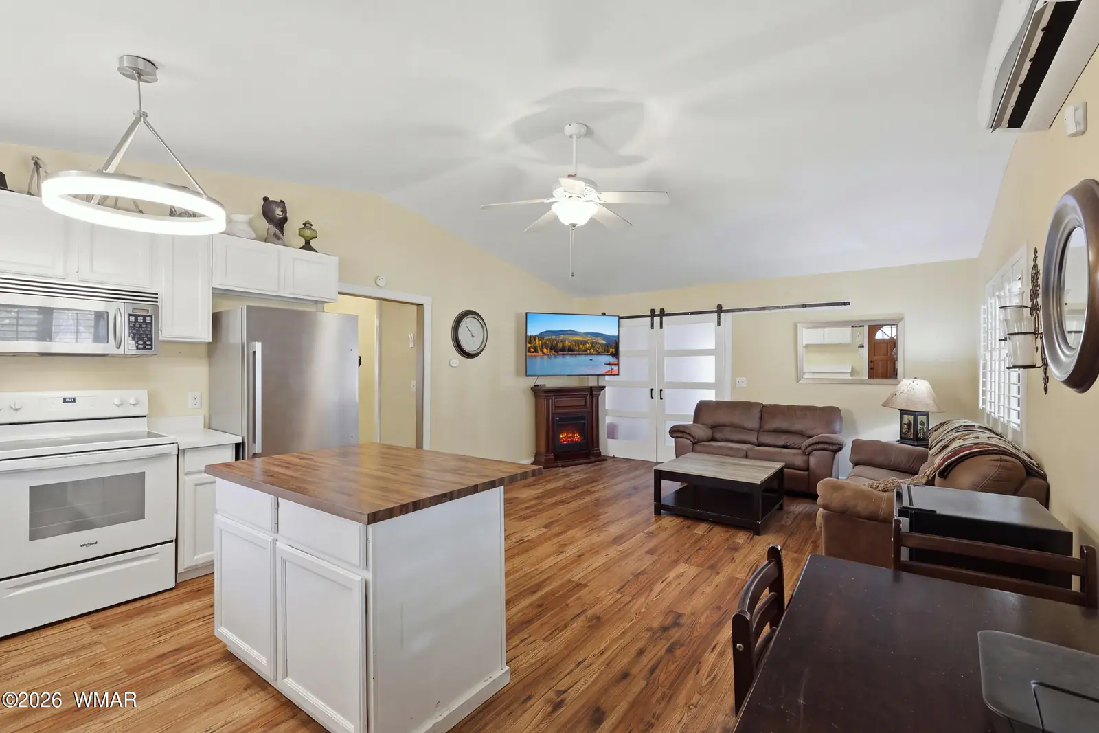 2250 W Whipple Street, Show Low, AZ 85901, photo 11 of 45